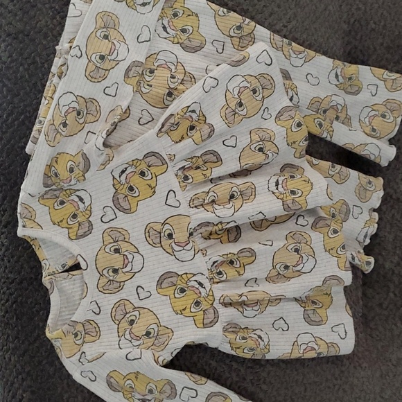 Disney Baby 18 month outfit - Picture 1 of 4